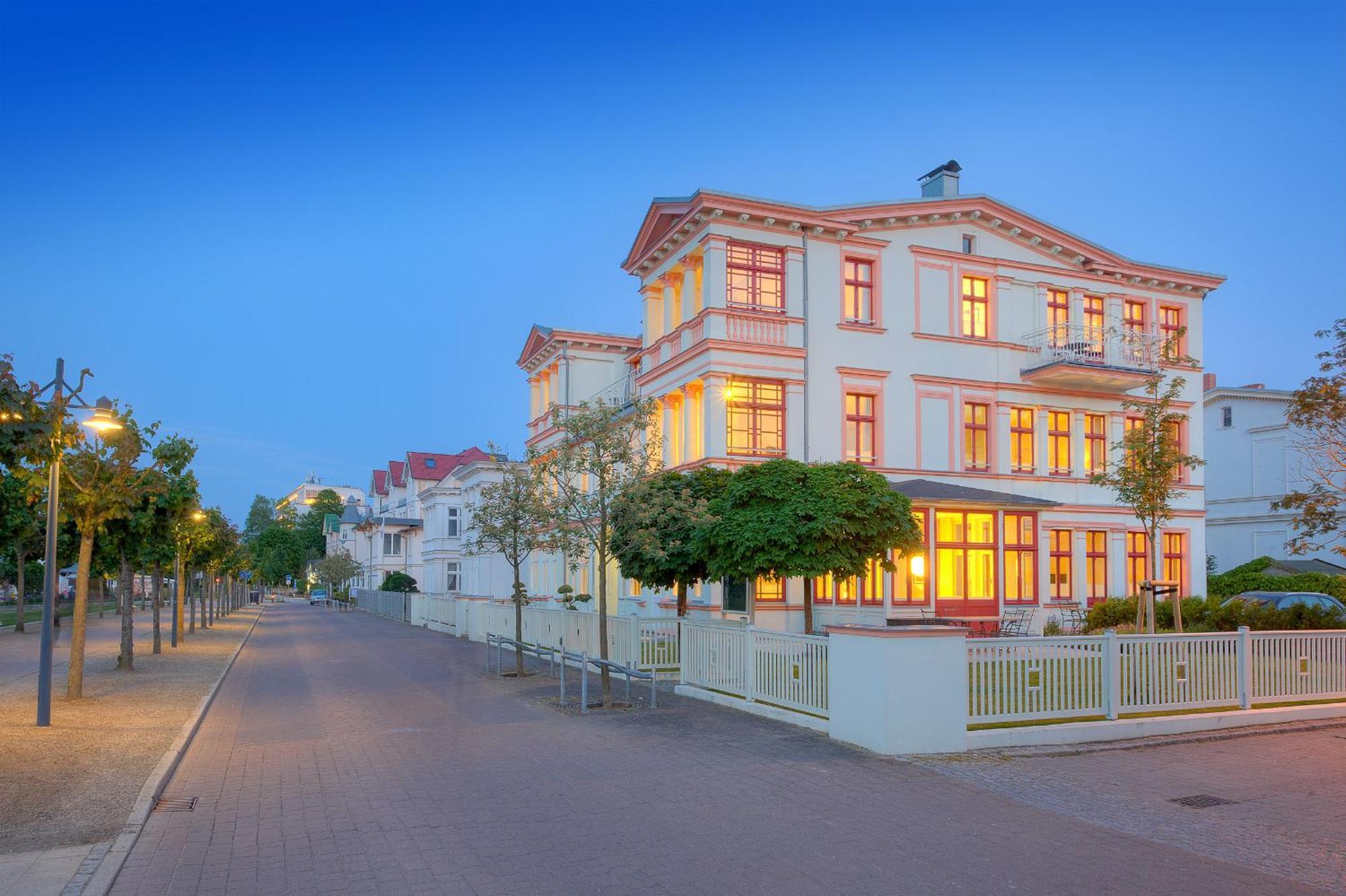 Villa Seeblick Wolgastsee ゼーバート・ヘリングスドルフ エクステリア 写真